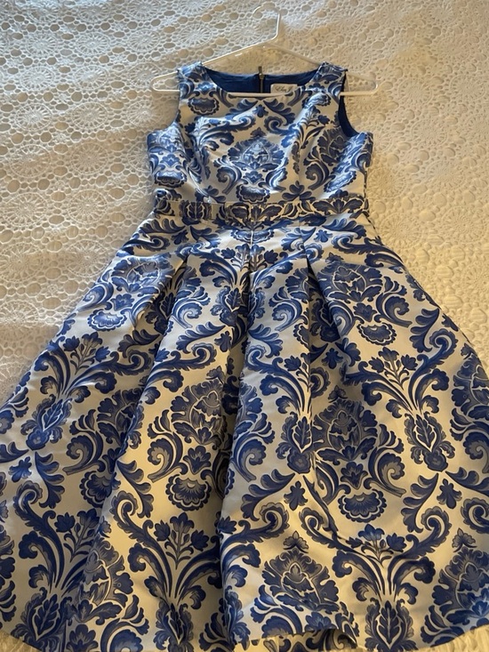 Eliza J Dresses & Skirts - Eliza J Royal Blue Damask Dress